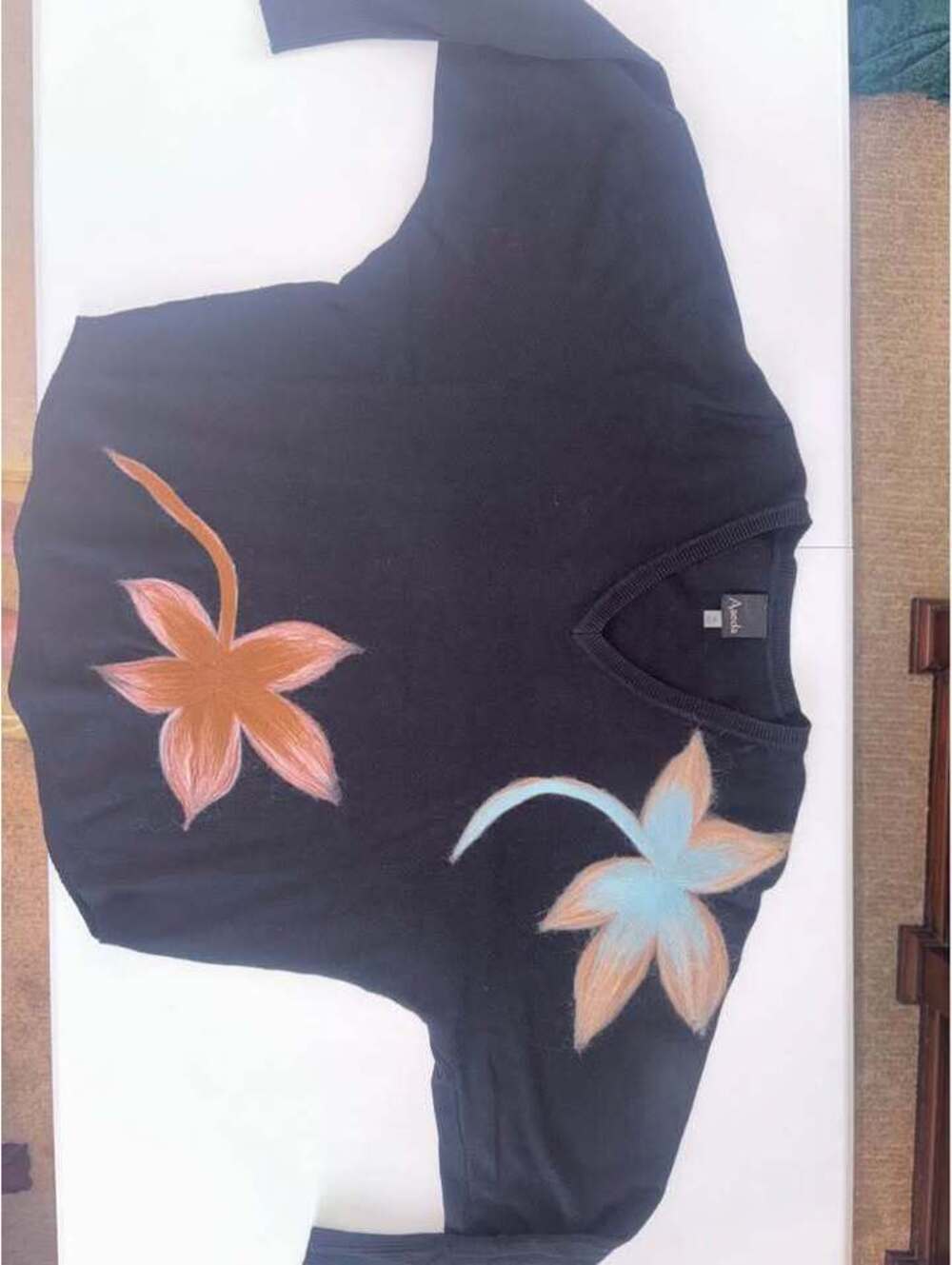 Aaeda Size M Black V-Neck Sweater with Floral Needle Felted Design
